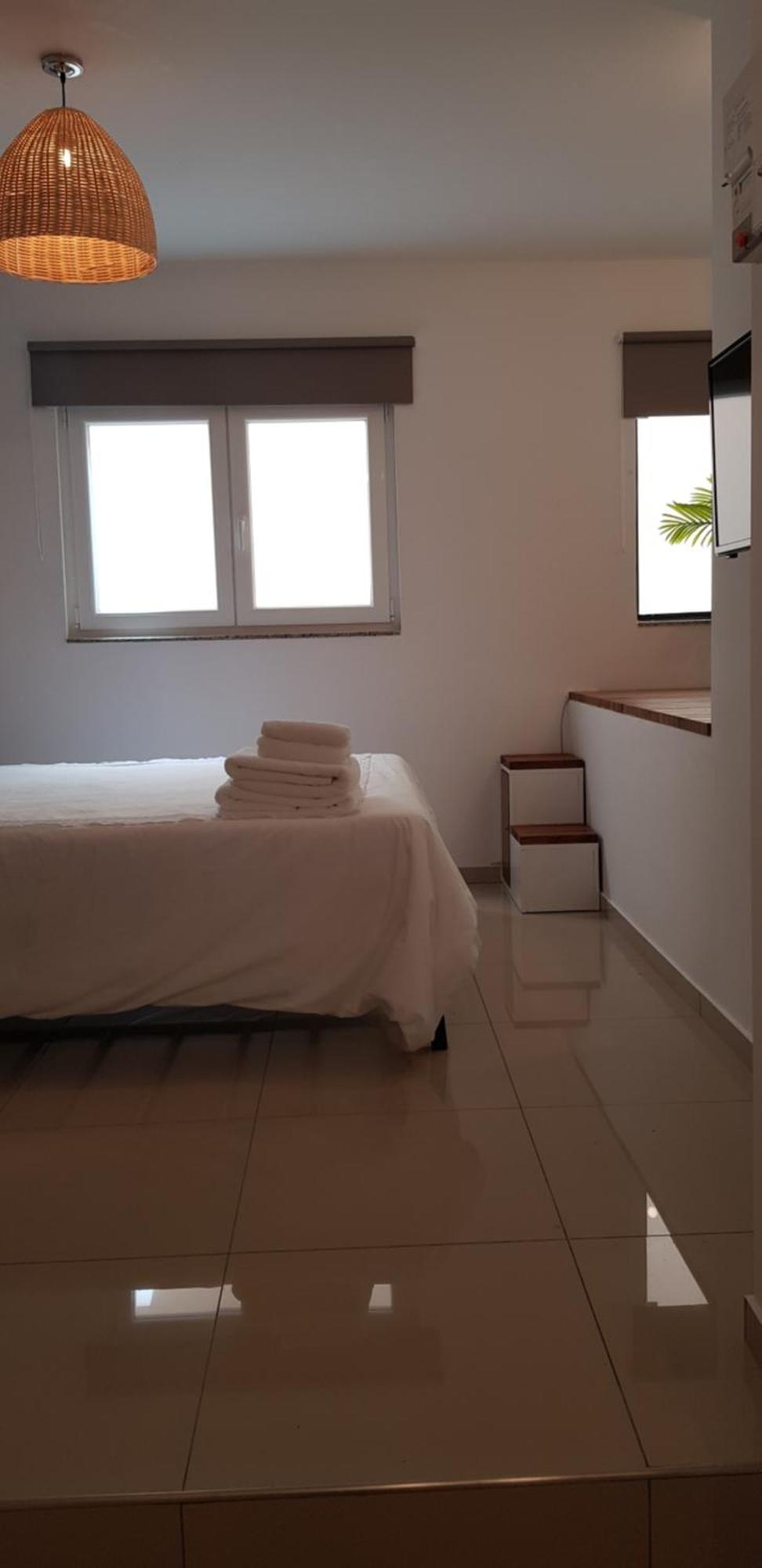 Bright & Modern Studio,سليمة المظهر الخارجي الصورة